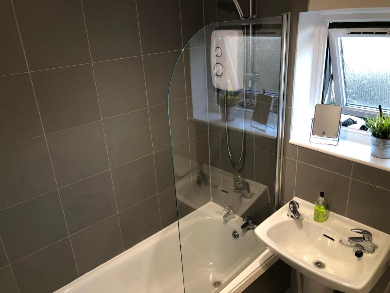 Newington Apartments エディンバラ エクステリア 写真