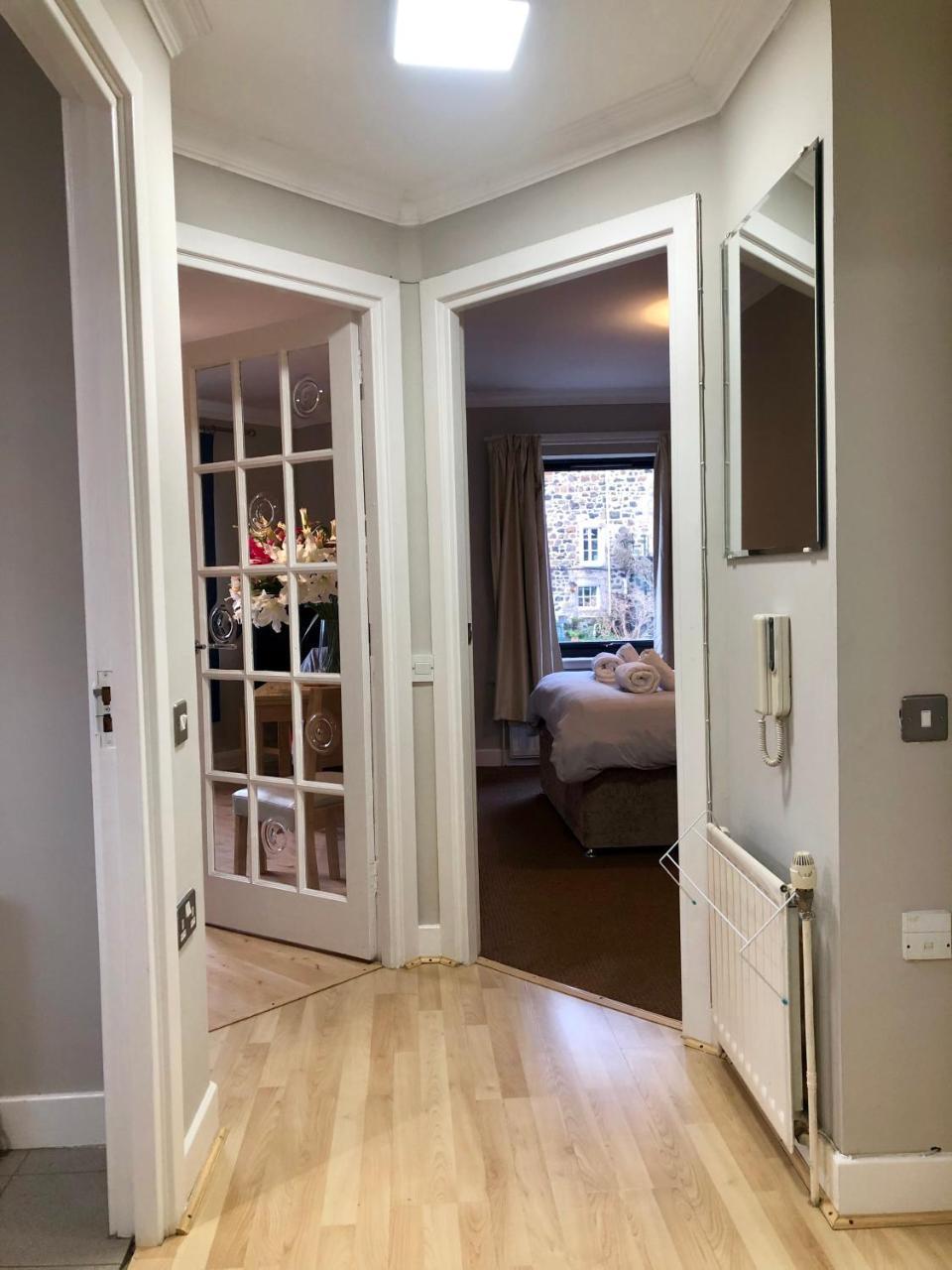 Newington Apartments エディンバラ エクステリア 写真